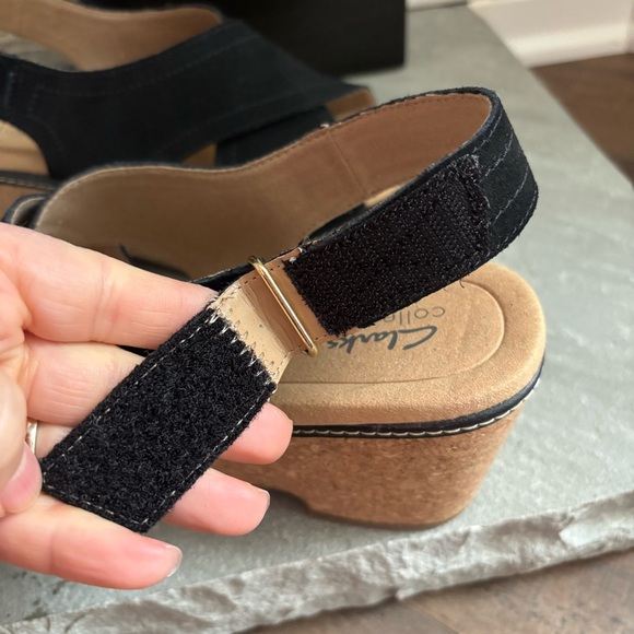 Clarks Giselle Cove Black Suede Sling Back Cushion Wedge Sandals Women Size 10W - Picture 9 of 14